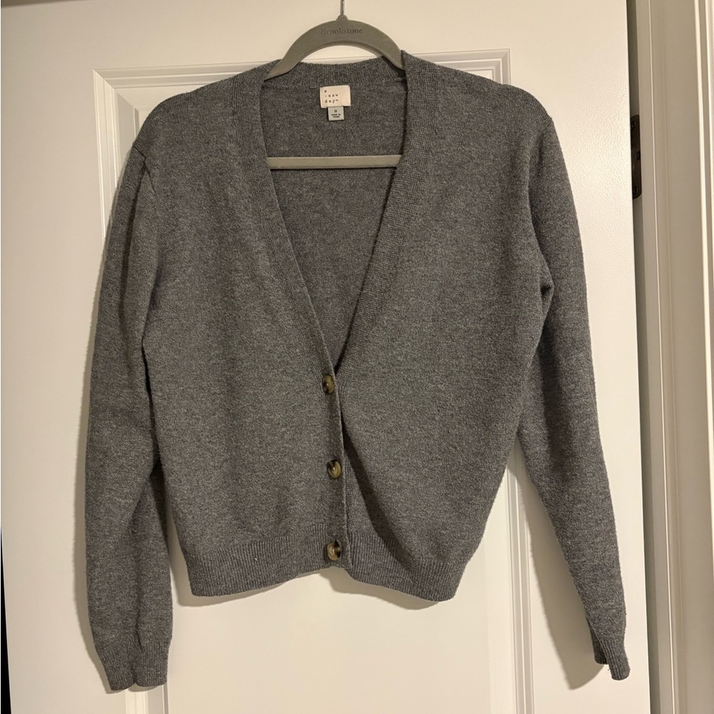 A New Day Gray Cardigan Sweater Size Small